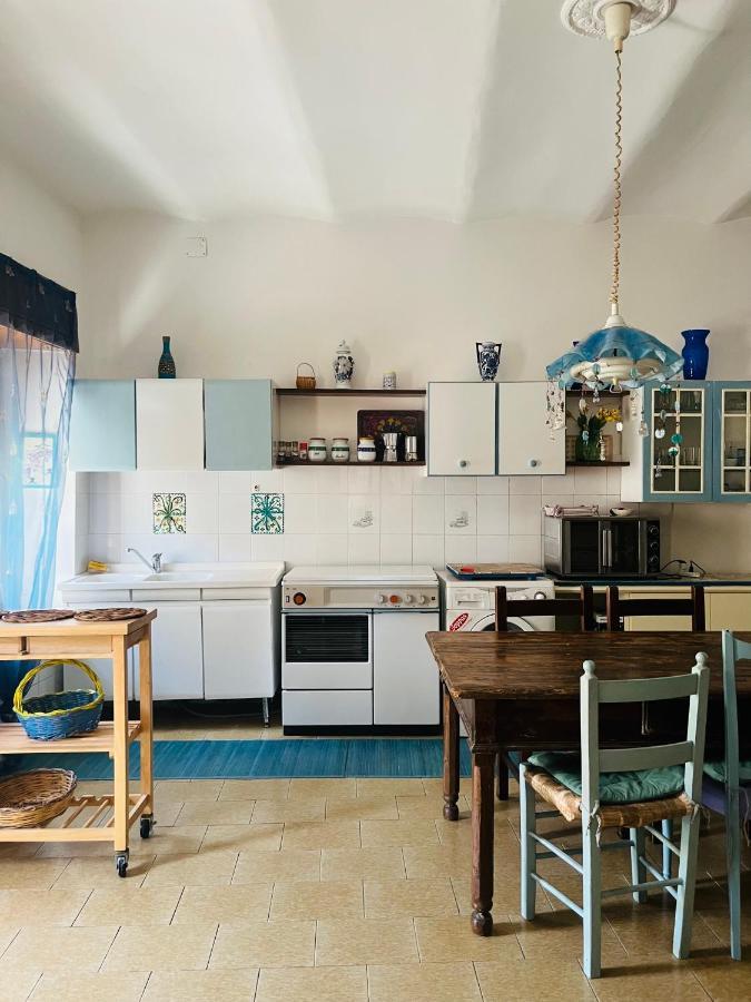 Ferienwohnung Big House Vicino Al Castello Rocca Imperiale Exterior foto